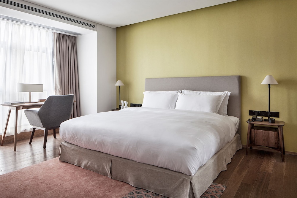 Executive Room photo 1