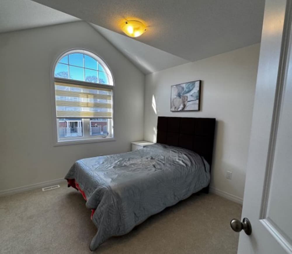 Classic Townhome, 3 Bedrooms, Kitchen, Courtyard View photo 3