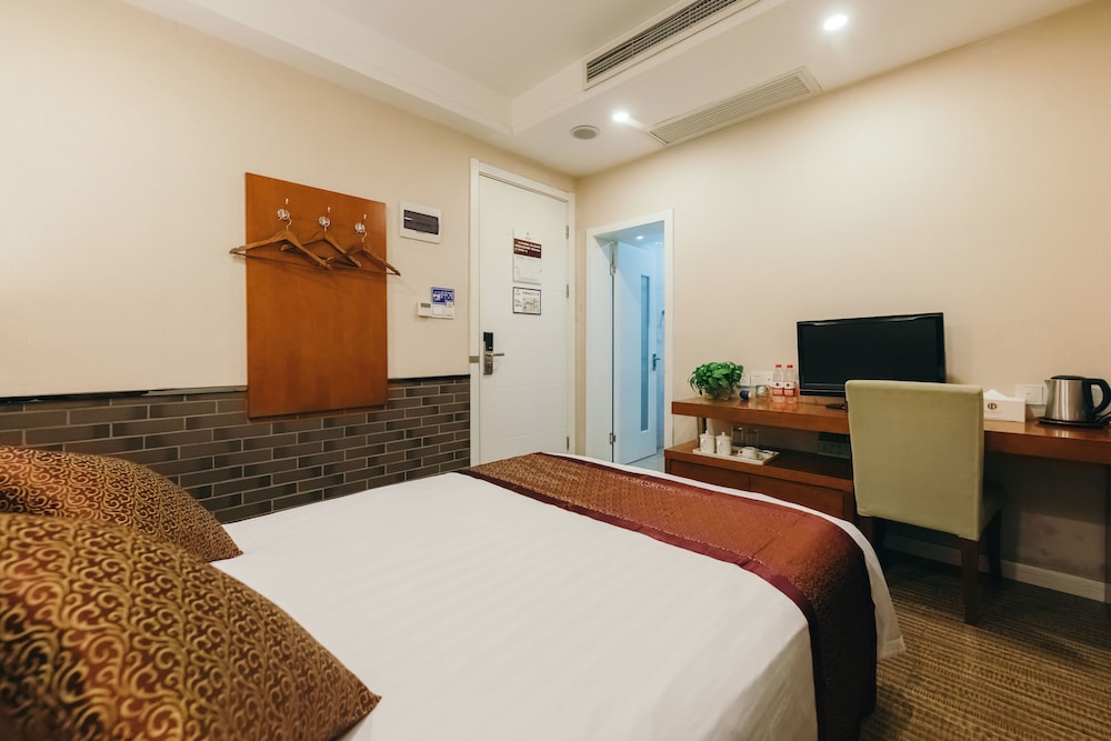 Standard Double Room photo 2