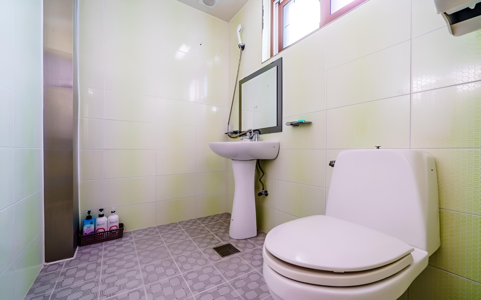 Room (Pine Tree No 3 (Ocean View Glamping B) - Photo 10