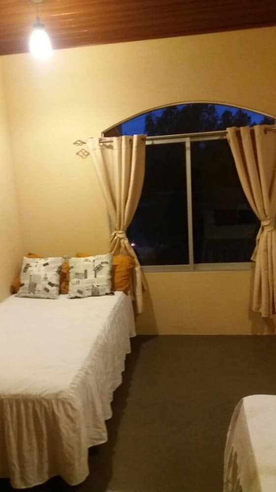 Basic Duplex, 2 Double Beds photo 3