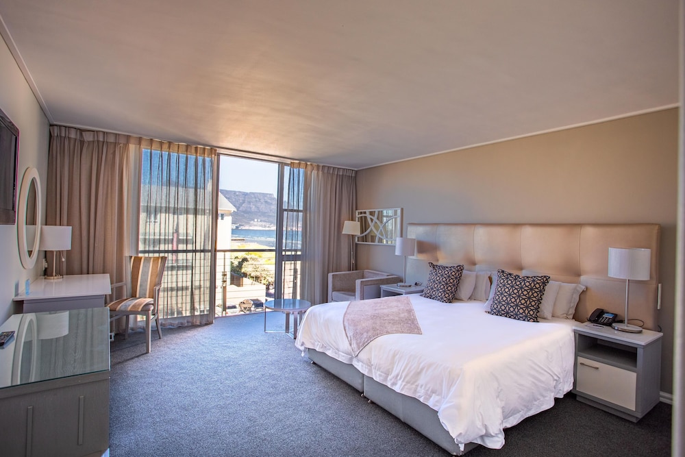 Partial Sea Facing King or Twin Room - Photo 6