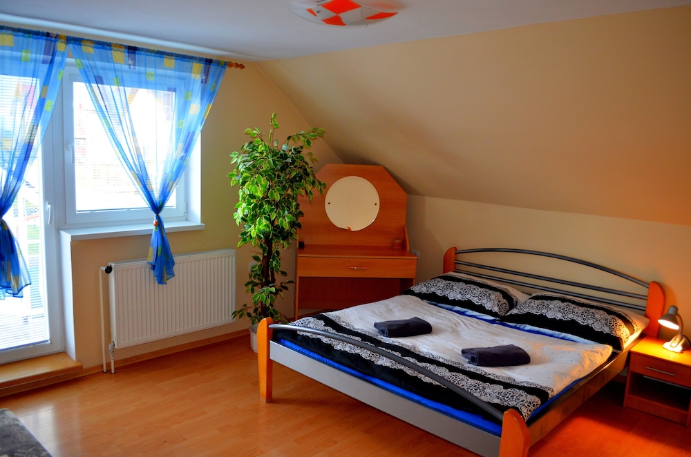Apartment, 3 Bedrooms photo 1