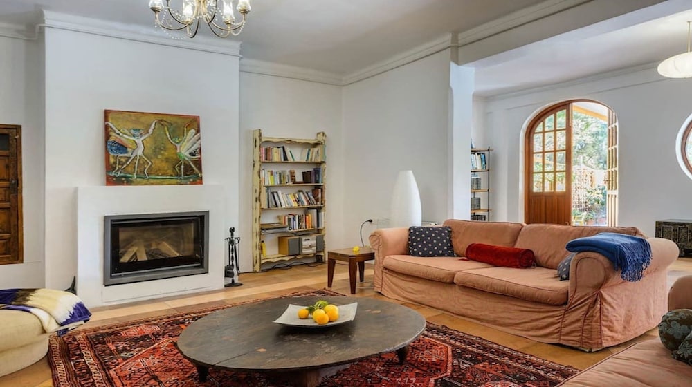 Luxury Villa, 6 Bedrooms photo 3