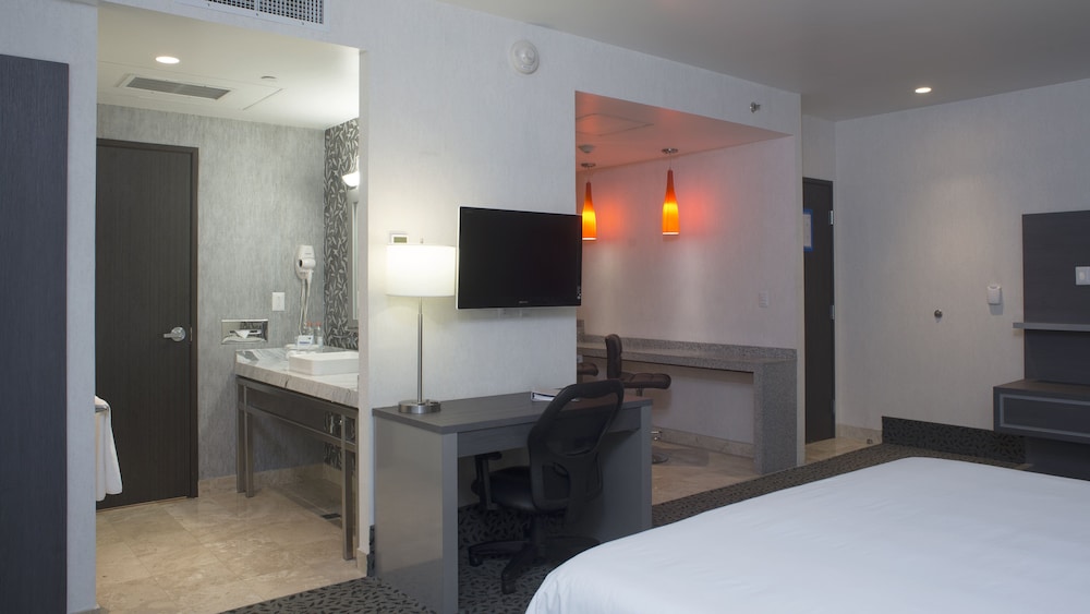 Room (Specialty) photo 2