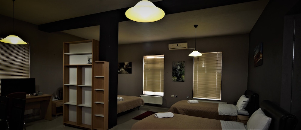 Premium Studio Suite photo 1