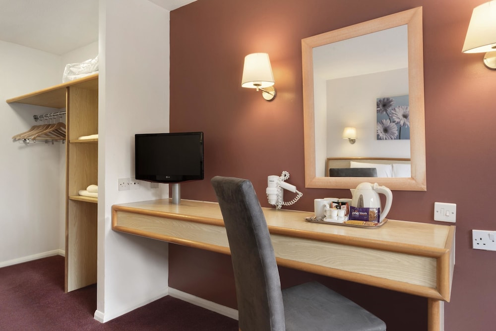 Room, 1 Double Bed, Non Smoking - Photo 6