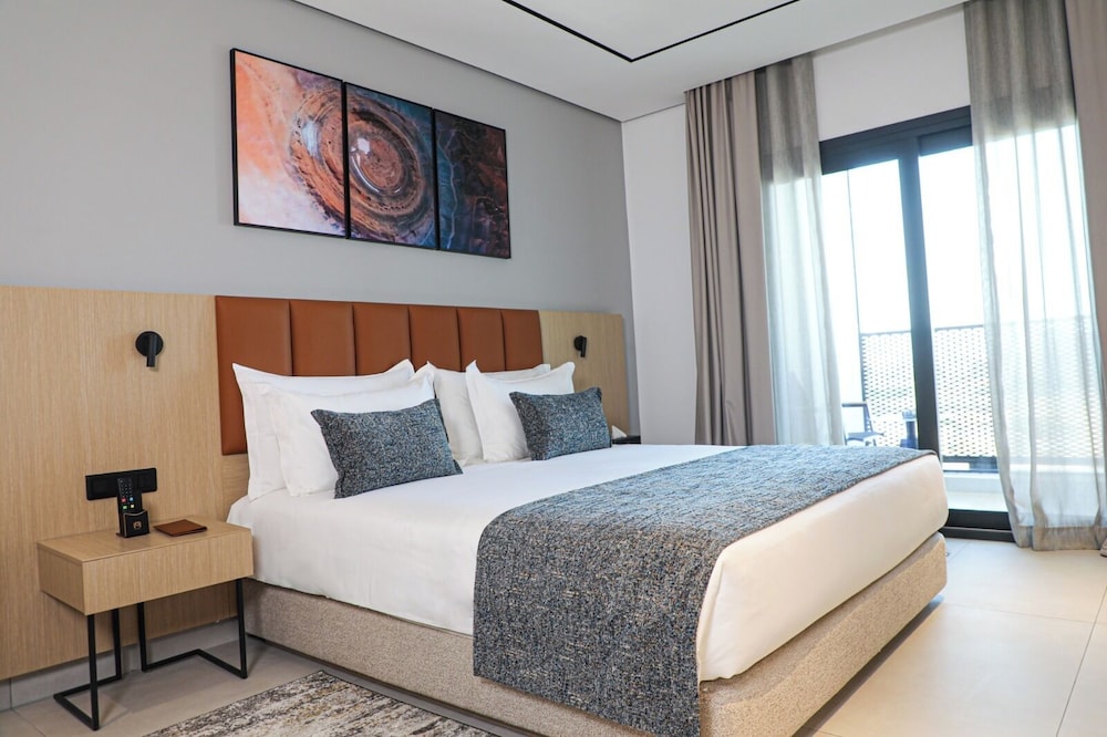 Deluxe Double Room, Balcony, City View