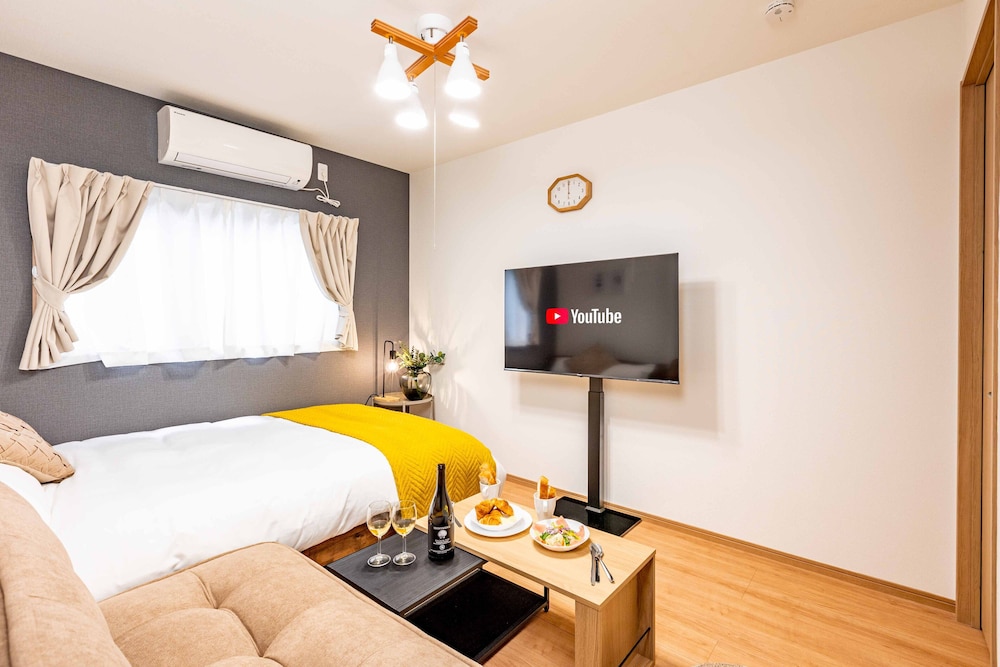 Design House (Precious Terrace ROOM B)