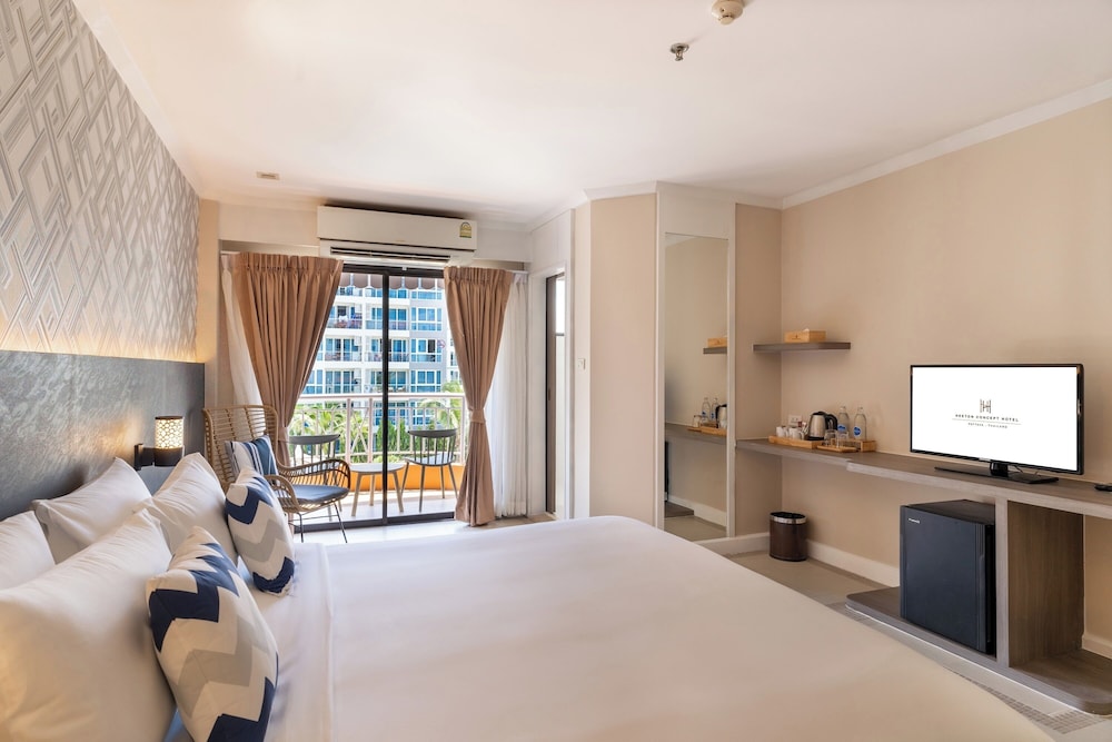 Superior Double Room with Balcony photo 3