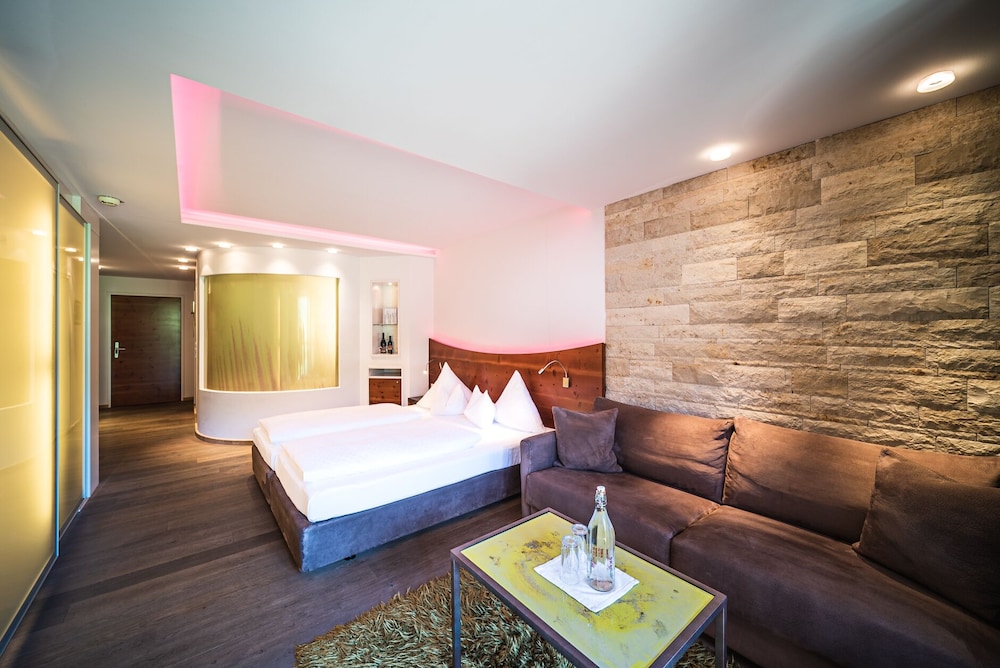 Deluxe Double Room, Balcony, Mountain View