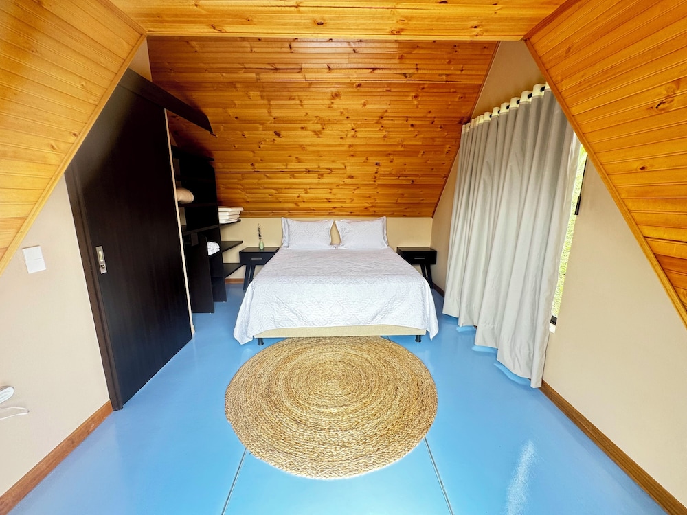 Standard Cabin, 2 Bedrooms, Balcony, City View photo 2