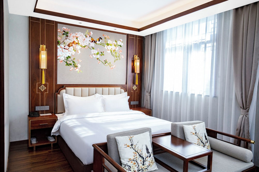 Premier Room, Non Smoking, City View