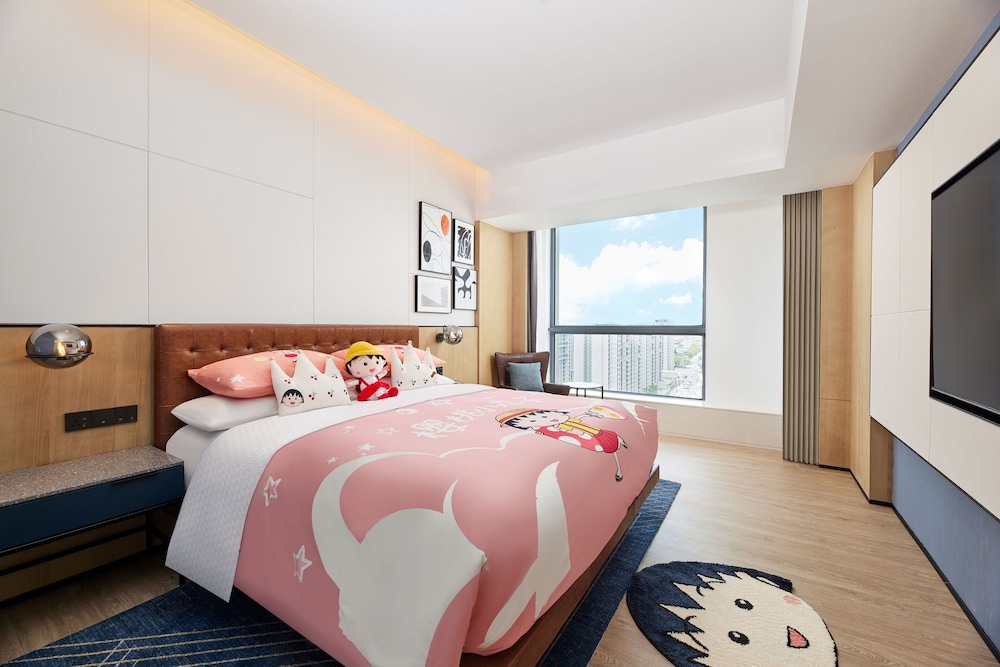 Design Suite, 1 Bedroom, City View