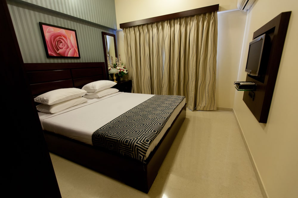 Six Bedroom Executive Apartment