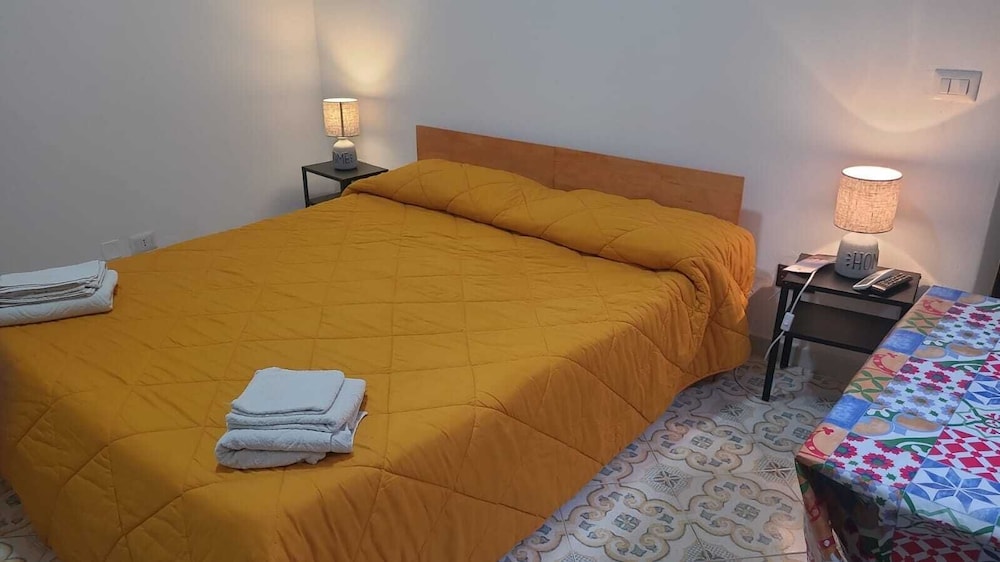 Traditional Double Room, Garden View