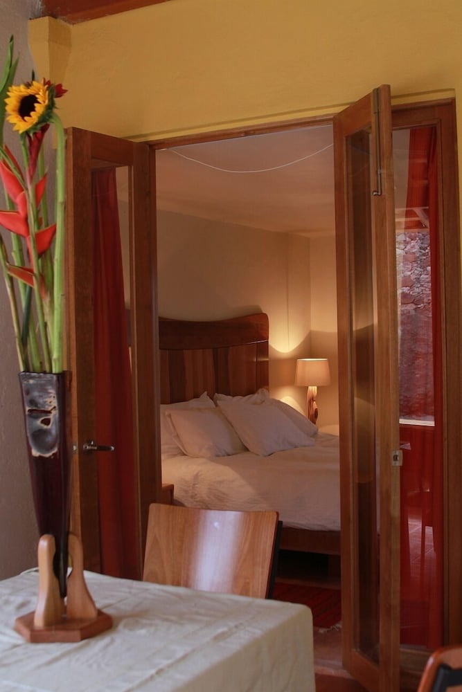 Room, 1 King Bed photo 1