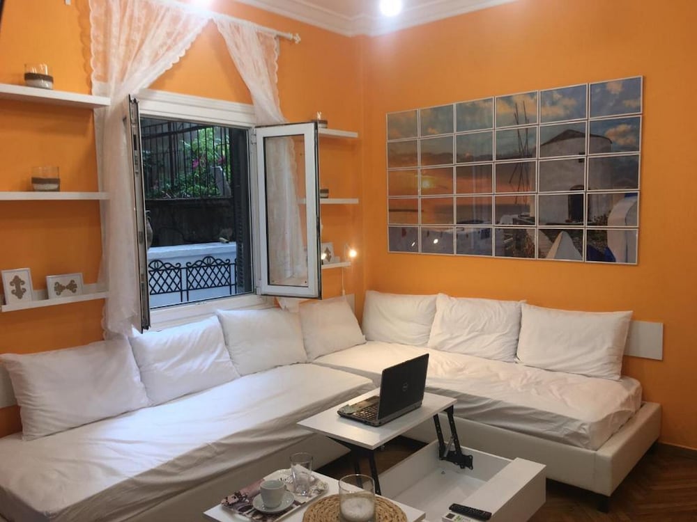 Classic Studio, Balcony