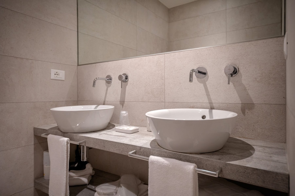 Panoramic Triple Room, Sea View photo 3
