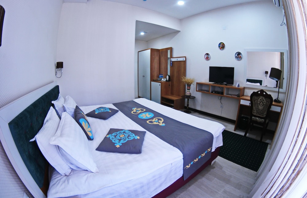 Comfort Room, 1 King Bed