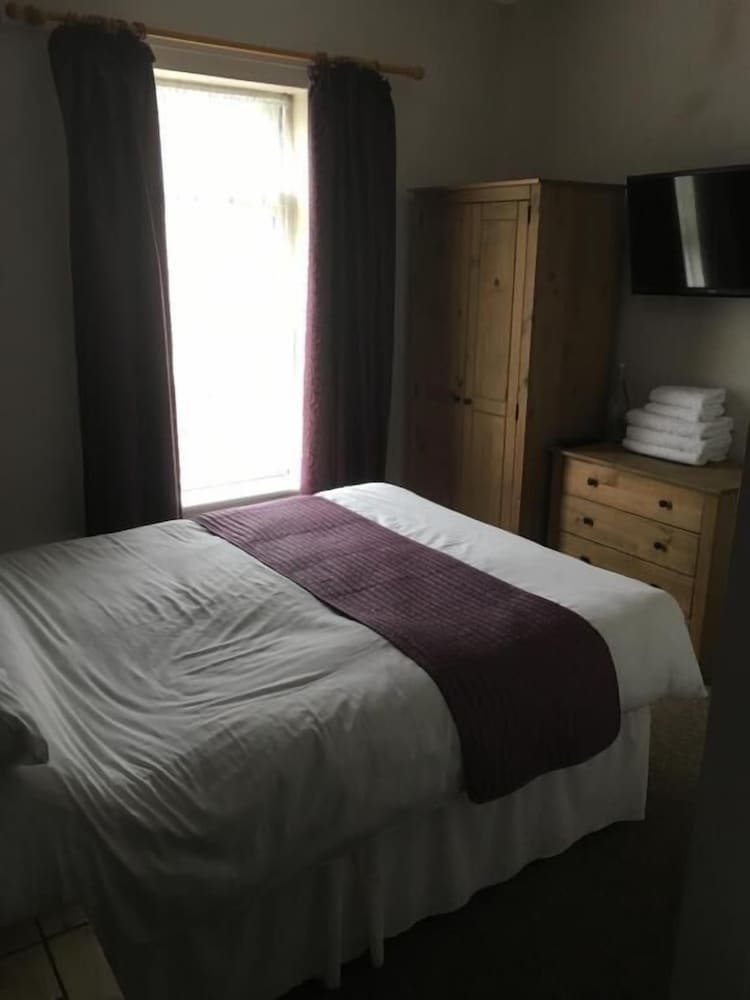 Family Quadruple Room, Ensuite photo 2
