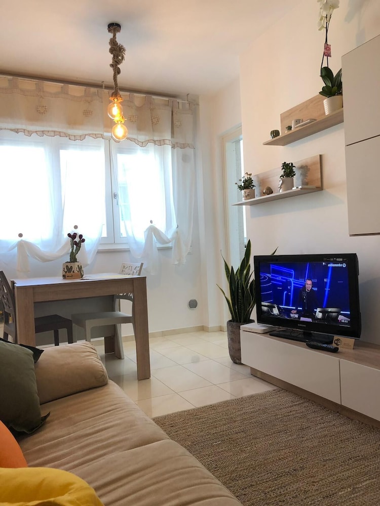 in the Heart of the City of Bari, 写真 32