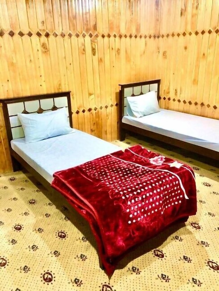 Deluxe Double or Twin Room photo 2