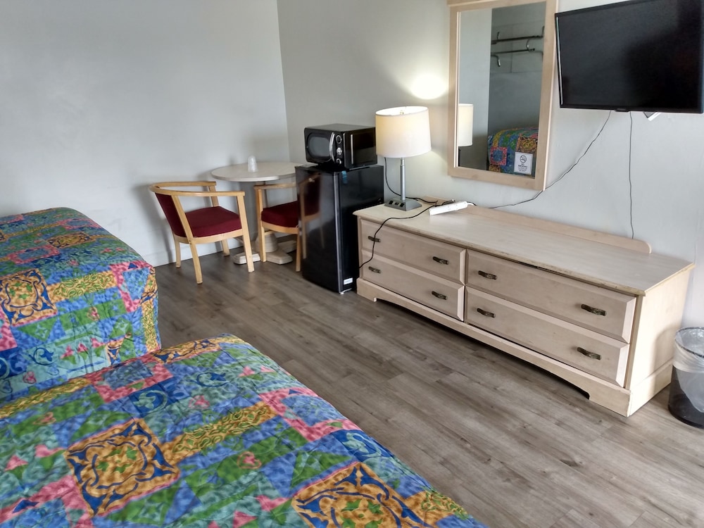 Standard Double Room - Photo 17