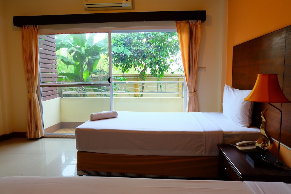 Standard Twin Room photo 3