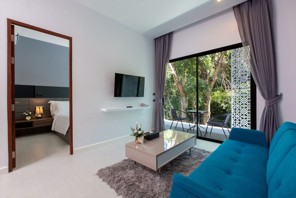 Tropical Suite photo 3