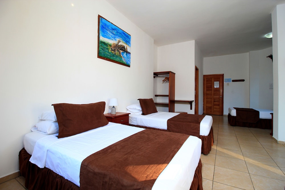Superior Triple Room photo 3