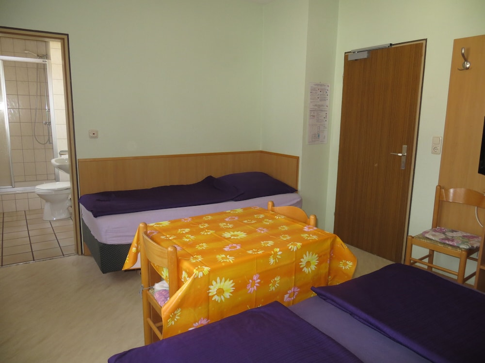 Triple Room photo 2