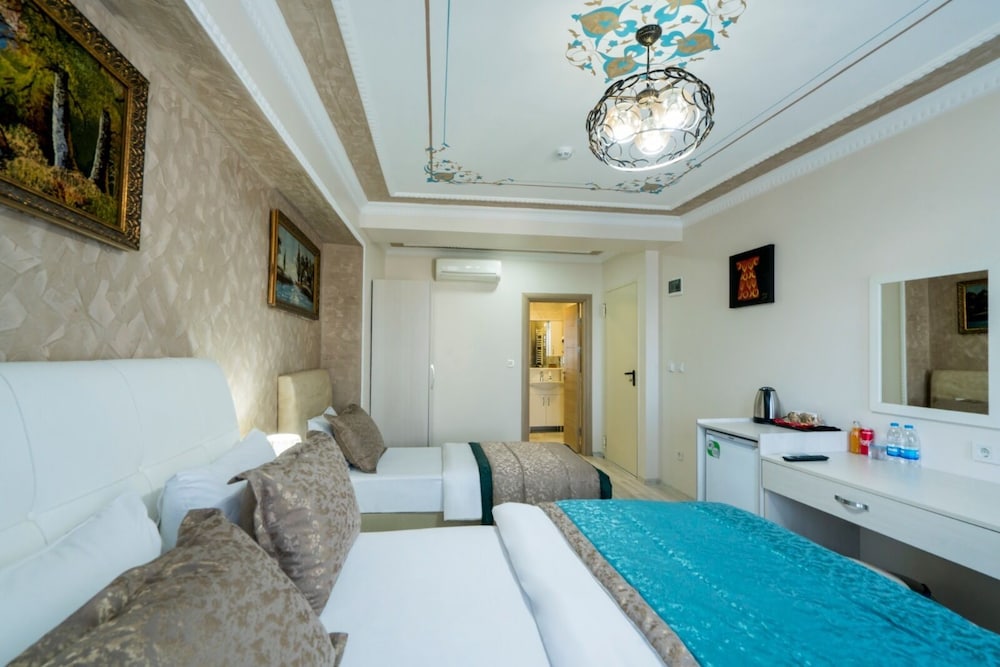 Family Triple Room photo 3