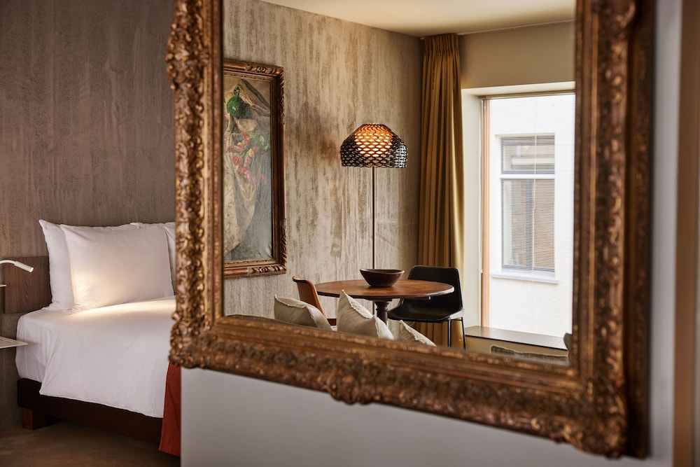 Design Double Room, 1 Queen Bed photo 3