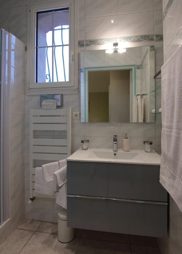 Double Room (Chambre Scandinave) - Photo 4