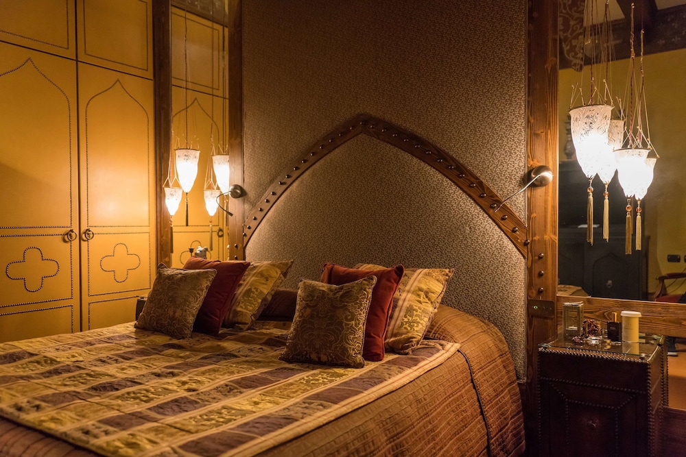 Junior Suite (Executive Tuscan) thumbnail 5