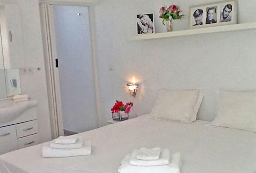 Economy Double Room photo 3