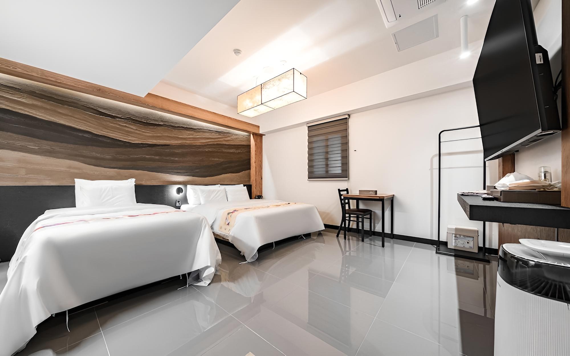 Room (VIP twin (75 TV Netflix/teabing/Disne)