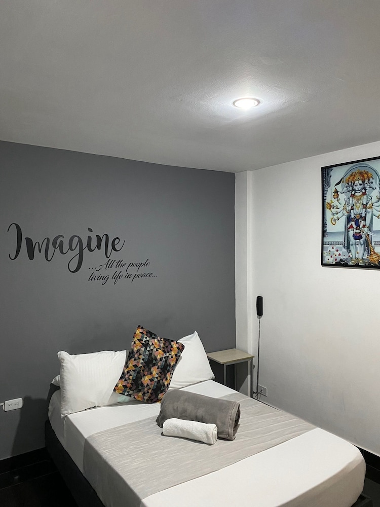 Basic Triple Room