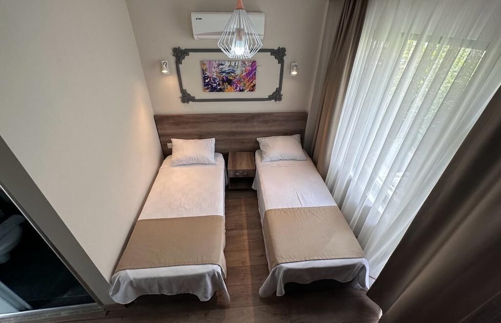 Comfort Twin Room