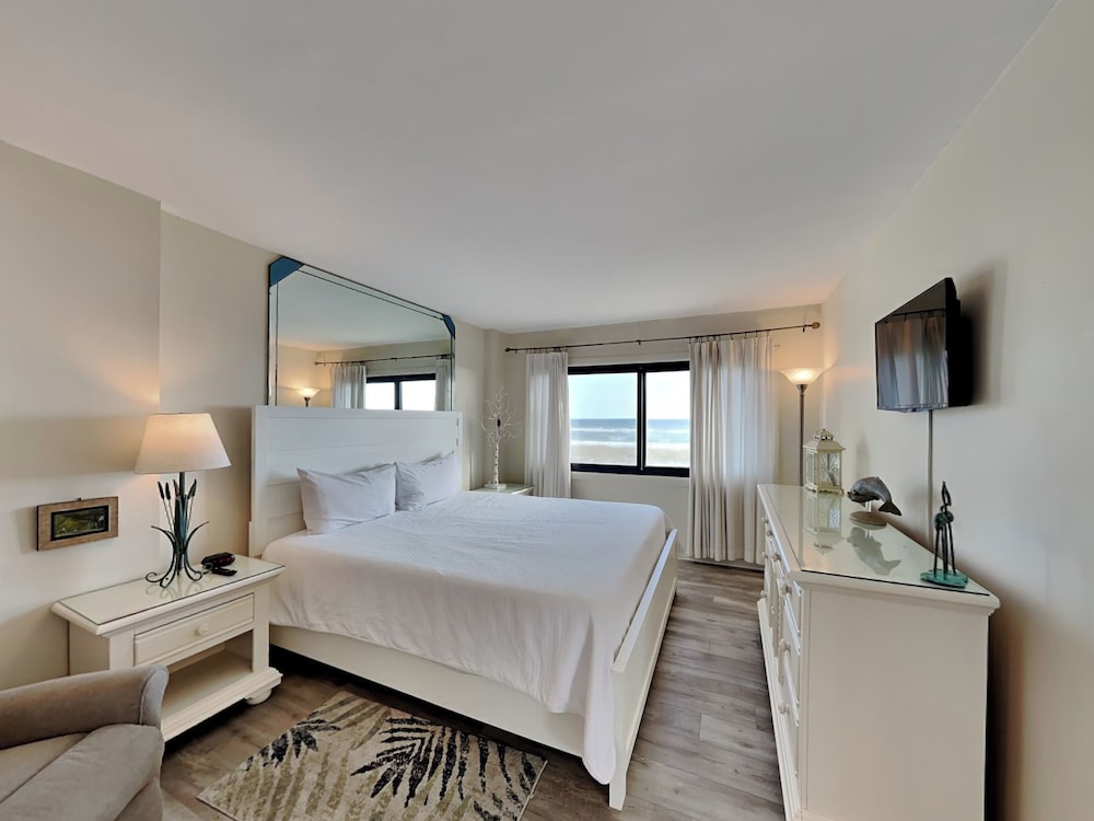 Condo, Multiple Beds, Patio, Ocean View (#109 - No Pets Allowed) photo 3