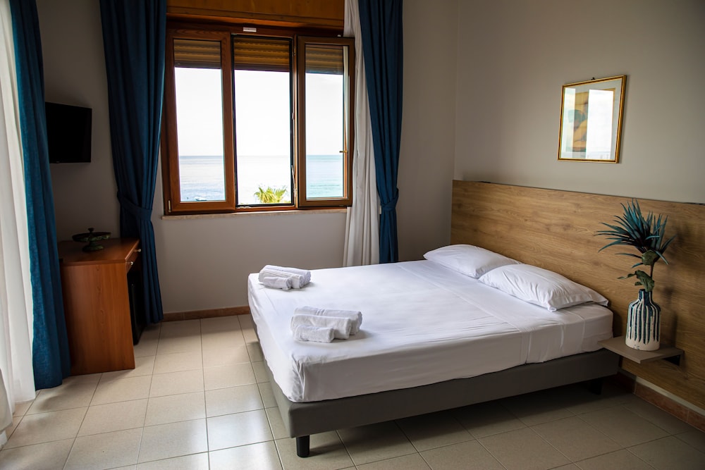 Comfort Room photo 1