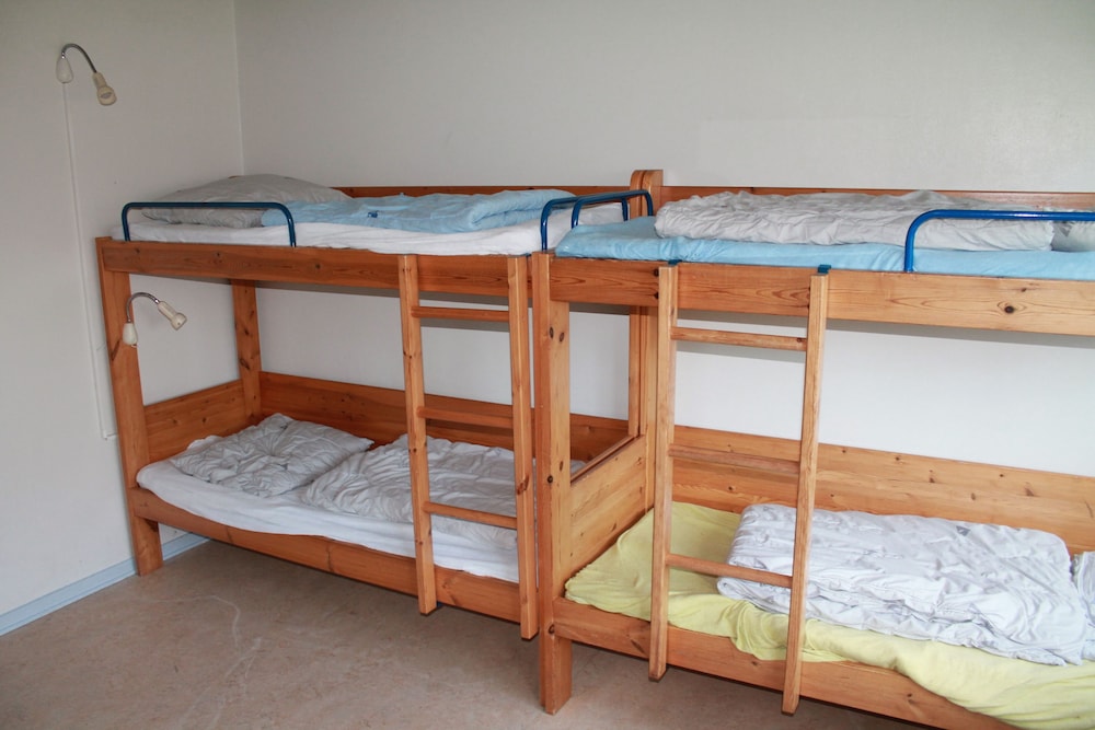 Basic Room, Multiple Beds, Private Bathroom (6 person) photo 2