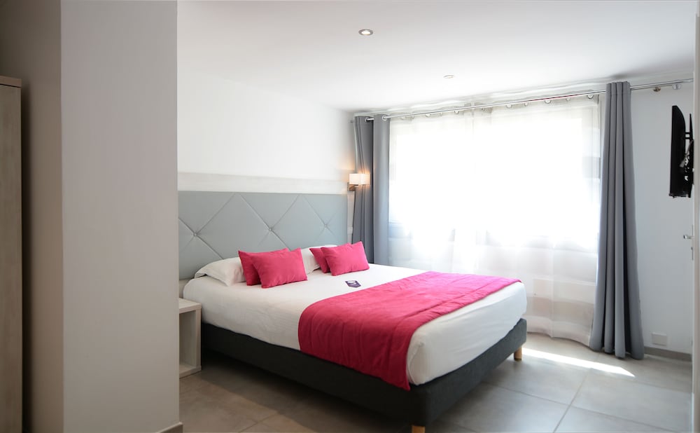 Basic Room, Mountainside photo 2