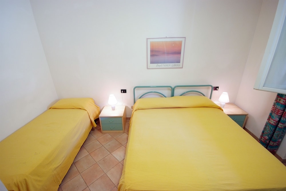 Comfort Apartment, 1 Bedroom, Pool View, Sea Facing photo 1
