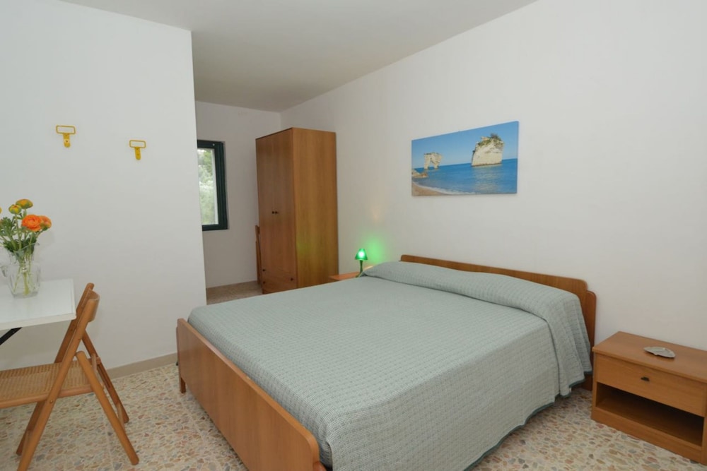 Double or Twin Room, 1 Queen Bed photo 1