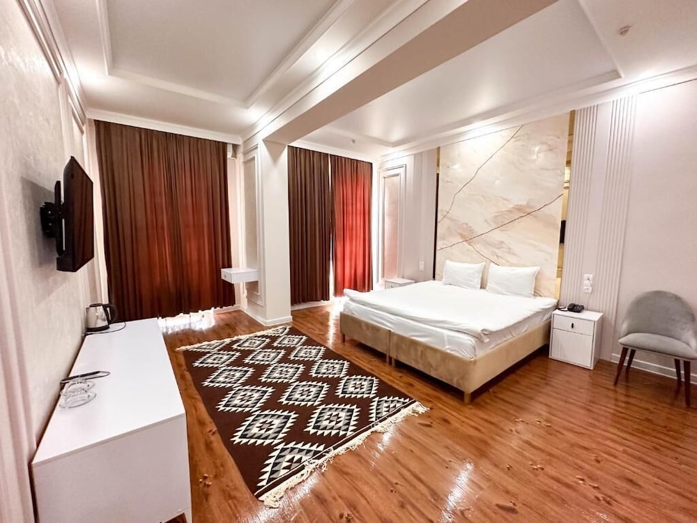 Suite photo 1