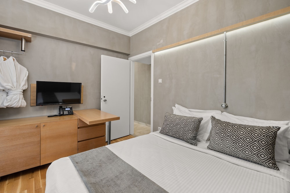 City Condo, 2 Bedrooms photo 1