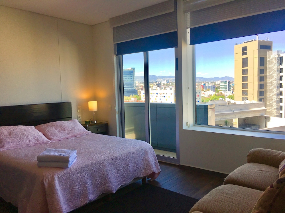 Comfort Double or Twin Room, City View