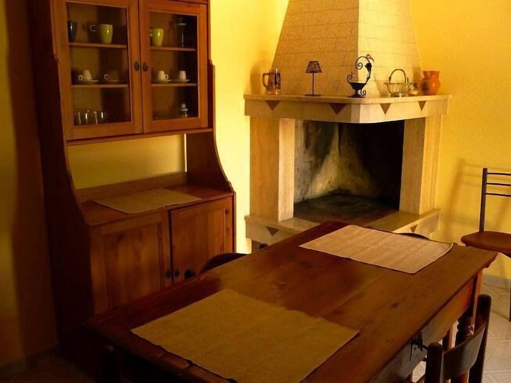 Apartment, 2 Bedrooms, Ground Floor (Lele) photo 2